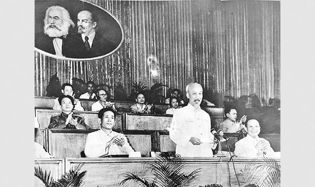 Vận dụng tư tưởng Hồ Chí Minh về công tác cán bộ để cán bộ “dám” theo tinh thần Đại hội XIII của Đảng